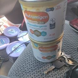 I Got 12 Of The Blue Ones And Of The Yellow Ones I Want Five Bucks Each $5