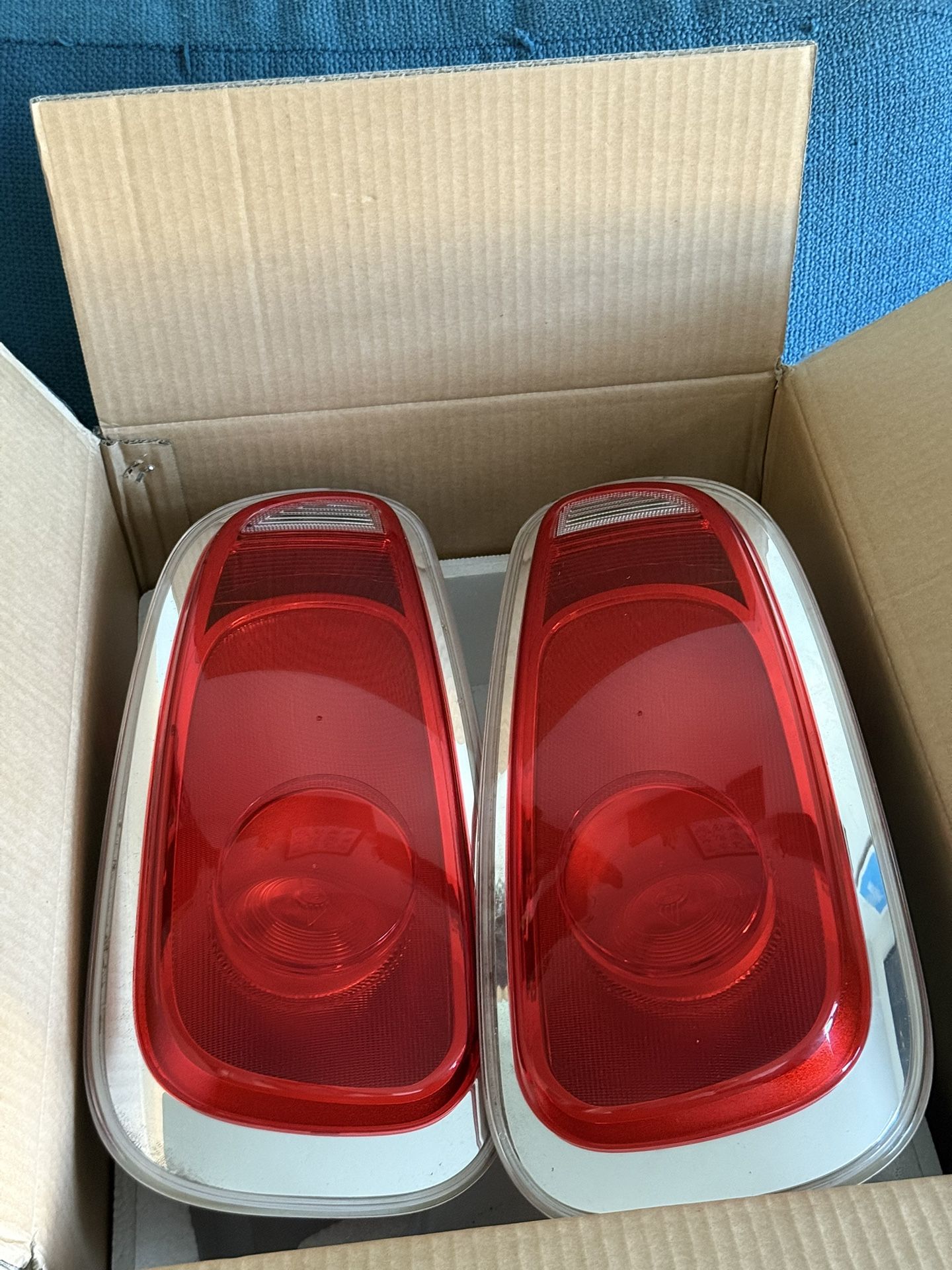 MINI Clubman F54 Stock OEM Tail Lights