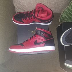 Jordan 1's Size 11. All 3. 80 Bucks Apiece 