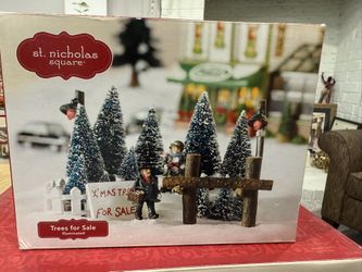 St Nicholas Square “Trees For Sale” Illuminated