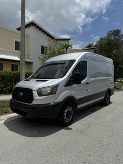 2018 Ford Transit