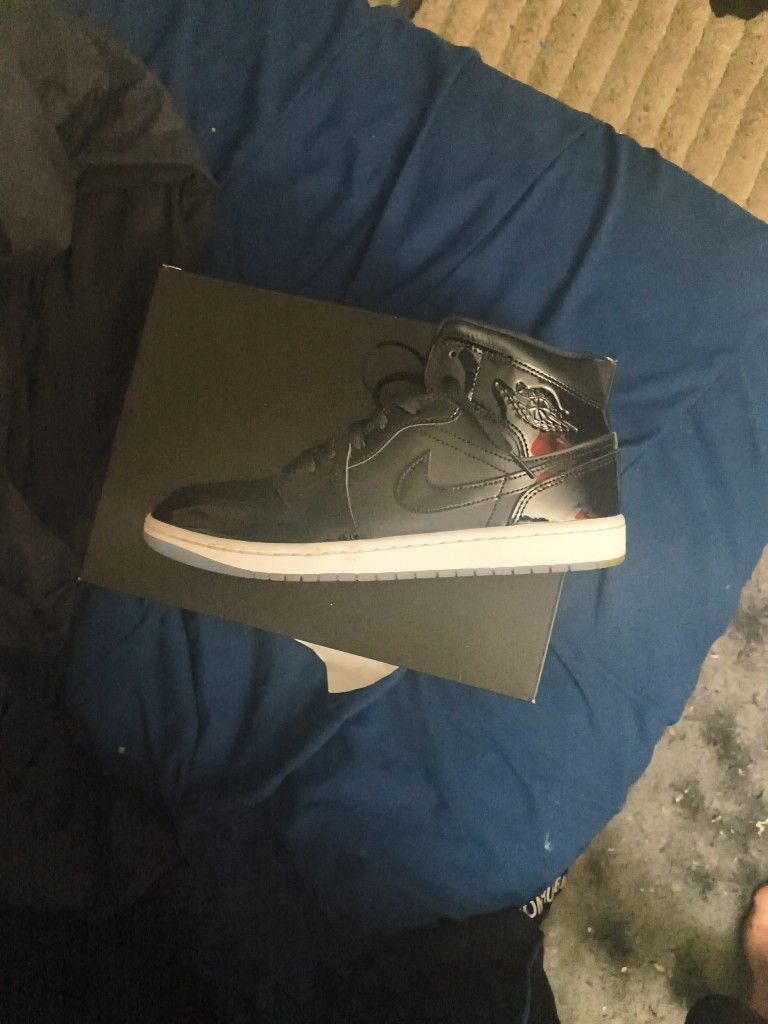 Size 11 Space Jam Jordan 1