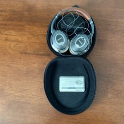 BOSE Quiet Comfort 15 Headphones