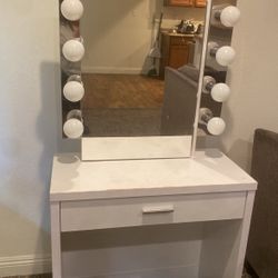 Vanity Desk
