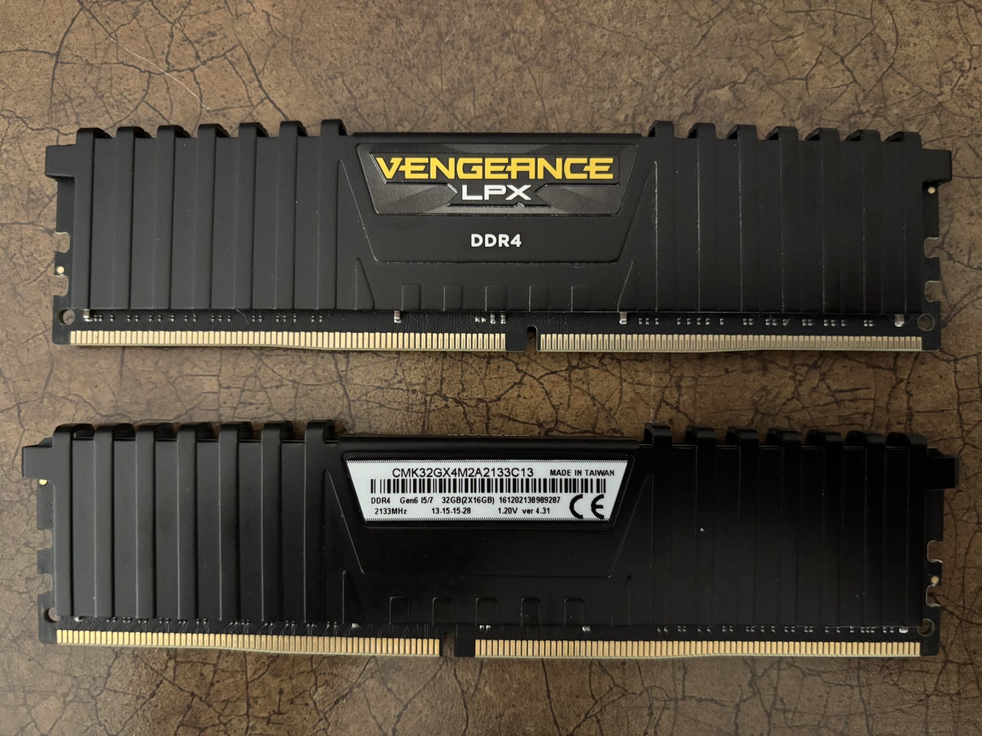 Corsair Vengeance LPX RAM 32gb