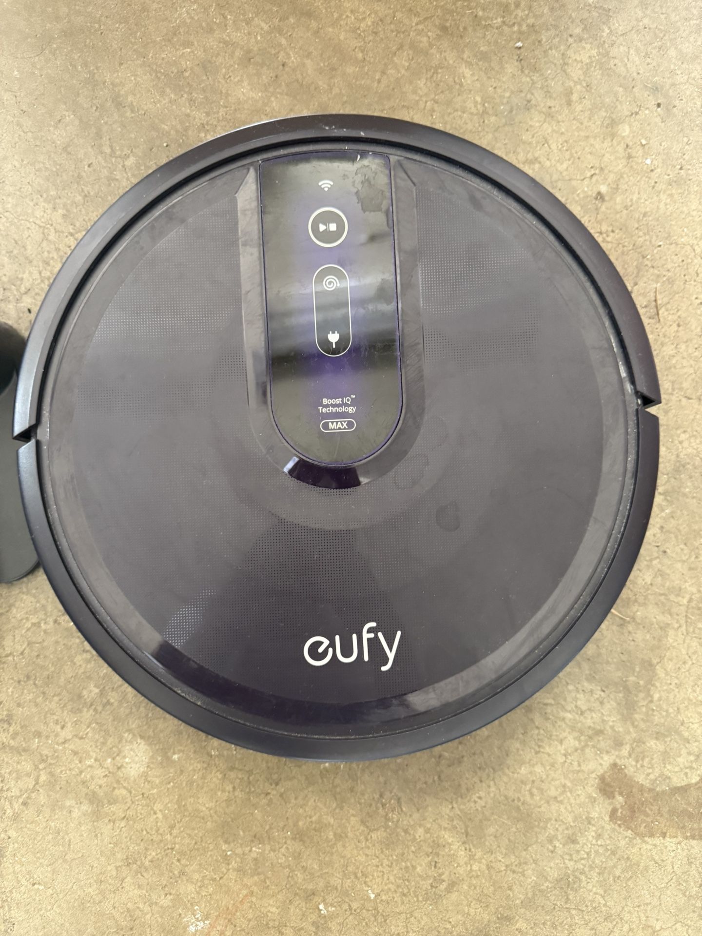 EUFY Robot Vacuum With Charging Dock Lightly Used