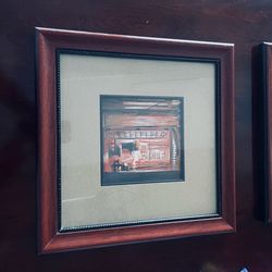 Set of 2 Framed Artwork