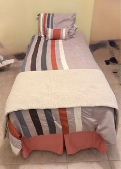 Twin bed
