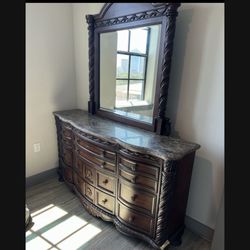 Northshore Dresser With Mirror