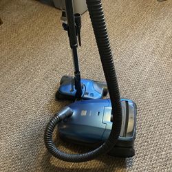 Kenmore Bagged Canister Vacuum