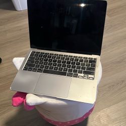 MacBook Air M1