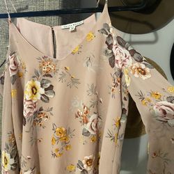 Women’s blouse