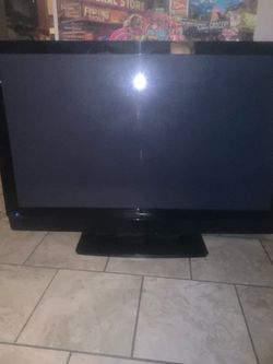 Pioneer Flat Screen TV with Stand 50 inch