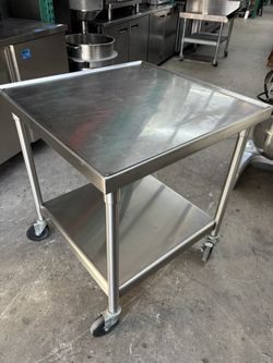 Heavy Duty All Stainless Steel 16 Ga Work Food Prep Table On Wheels 30”x30” Welded Under Shelf Great Condition 