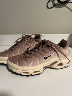 Pink Nike Air Max Plus TN