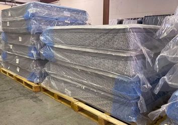 Mattress Liquidation Sale Eurotop Pillowtop Tight Top Queen Size Set 