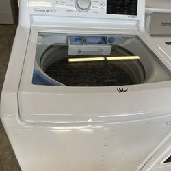 LG White Direct Drive Washer *Huge Tub 