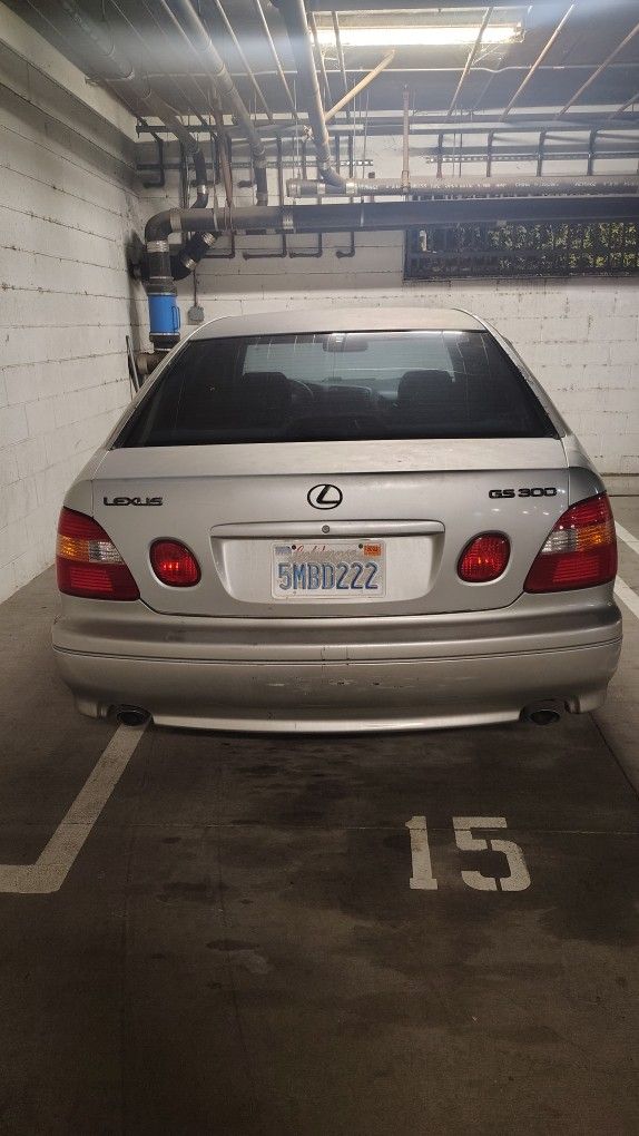 2000 Lexus GS