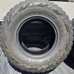 Toyo RT tires 35 Inch