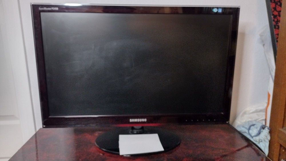 Samsung SyncMaster P2450 24" Monitor