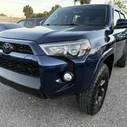 2016 toyota 4 runner SR5 