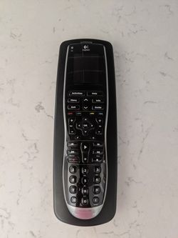Logitech Harmony 900 Universal RF Remote Control (incl IR Blaster)