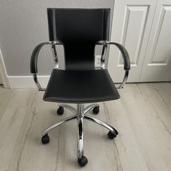 Crate And Barrel Office Chair