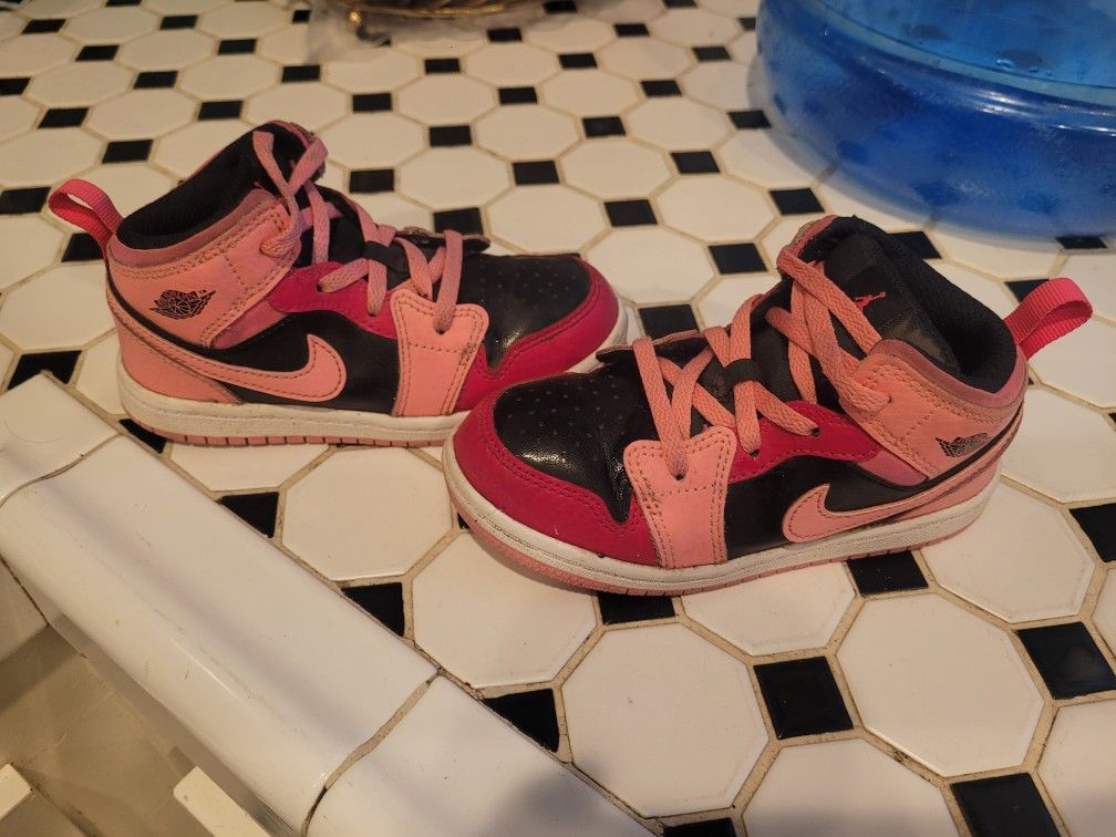 Toddler Girl Pink Nike Jordans