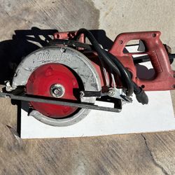 MILWAUKEE SAW