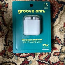 Groove Onn Wireless Earphones With Charging Case 