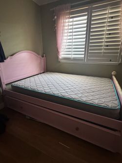 Full size kids bed pink size with mattress