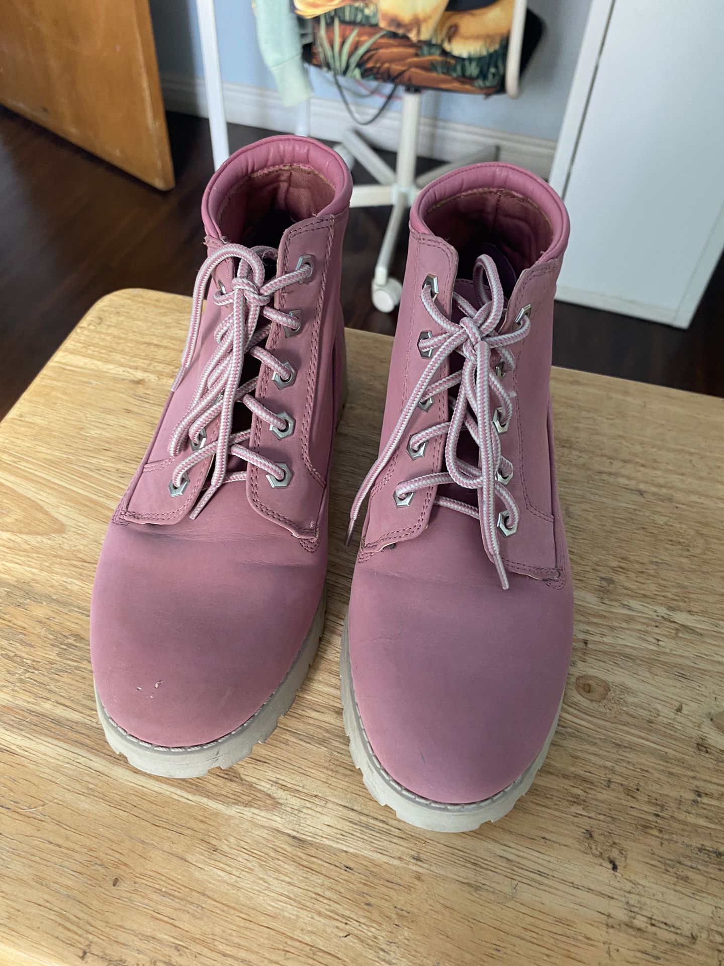Pink Cliff boots by White Mountain