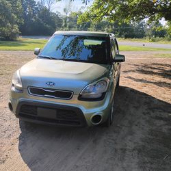 2012 Kia soul gdi1.6 manual parts car