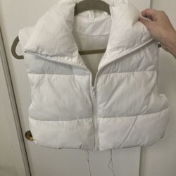 Adjustable Puffer Vest 