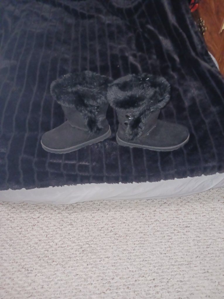 Fur Boots