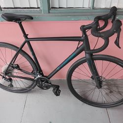 2022 Trek Checkpoint ALR 5 Gravel/Endurance Road Bike 