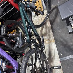 2024 Polygon T9 mountain bike (mtb) Large