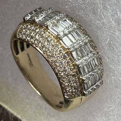 10K Gold Ring 