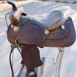 Simco 3308 Western Saddle – Ladies / Large Child Size | American Made | Basket Weave Tooling | Silver Conchos