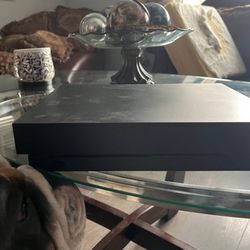 Xbox One X 