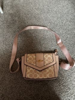 Coach Signature Crossbody Bag Pink