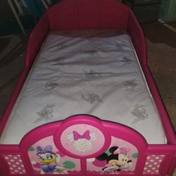 Minnie mouse toddler bed with mattress