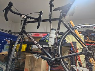 Bicycle great condition $500 with holder