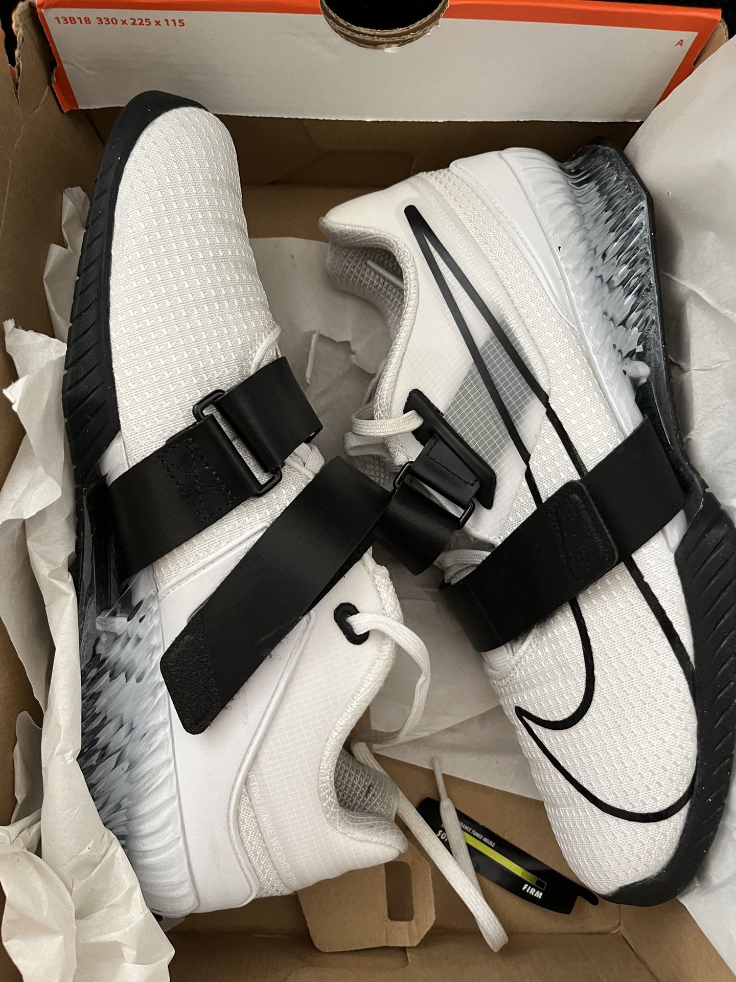 Nike Romaleos 4 - Weightlifting/Powerlifting Shoes - Mens 9 / Womens 10.5