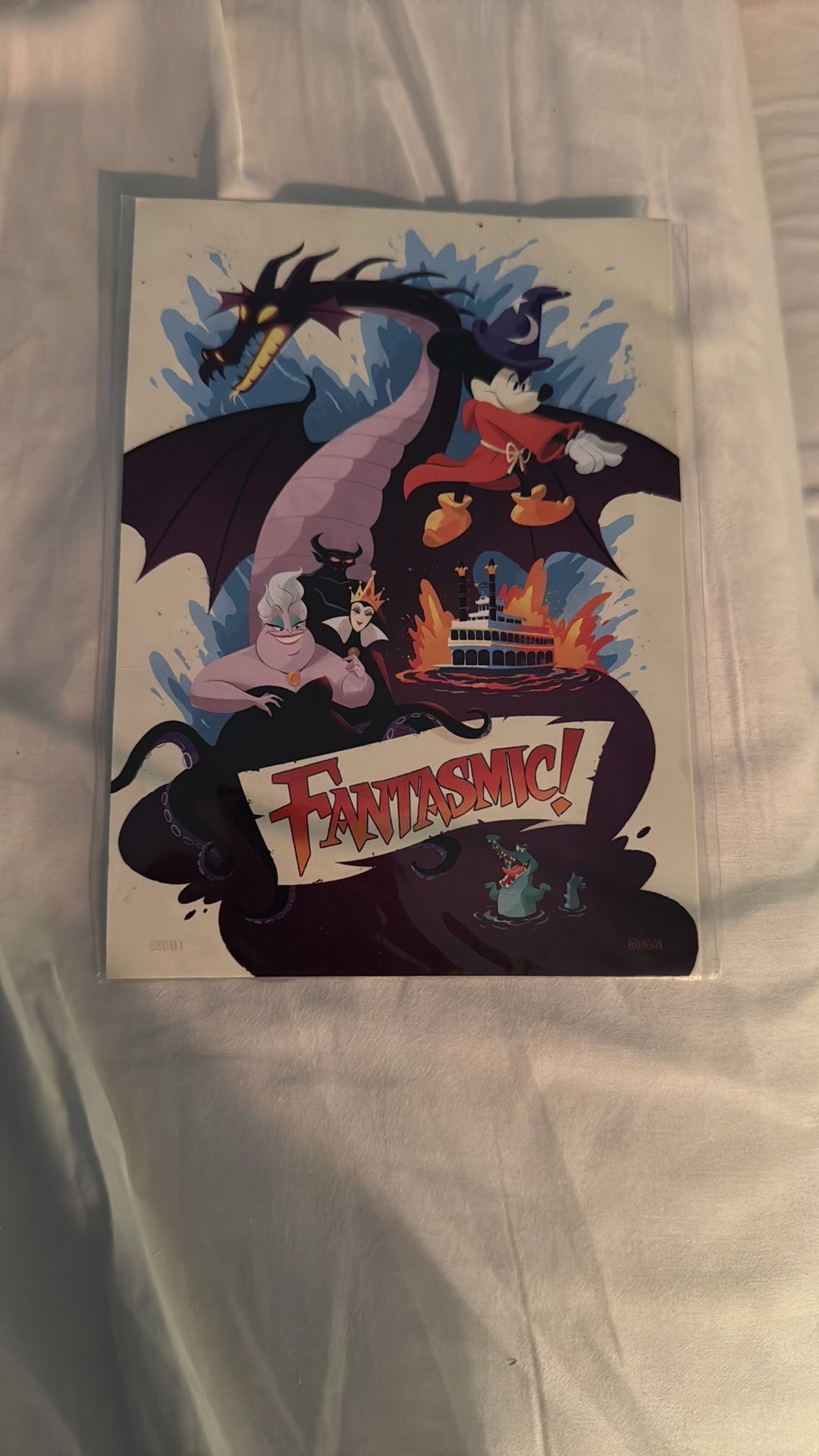 Here's a Disney WonderGround Gallery "Disney's Fantasmic Adventure" Postcard.