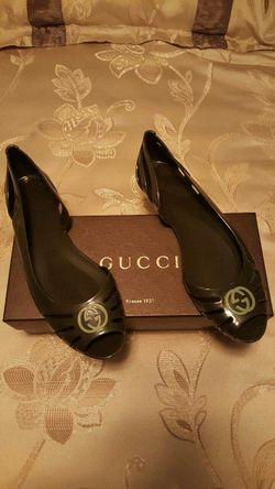 Brand new GUCCI rubber ladies sandals