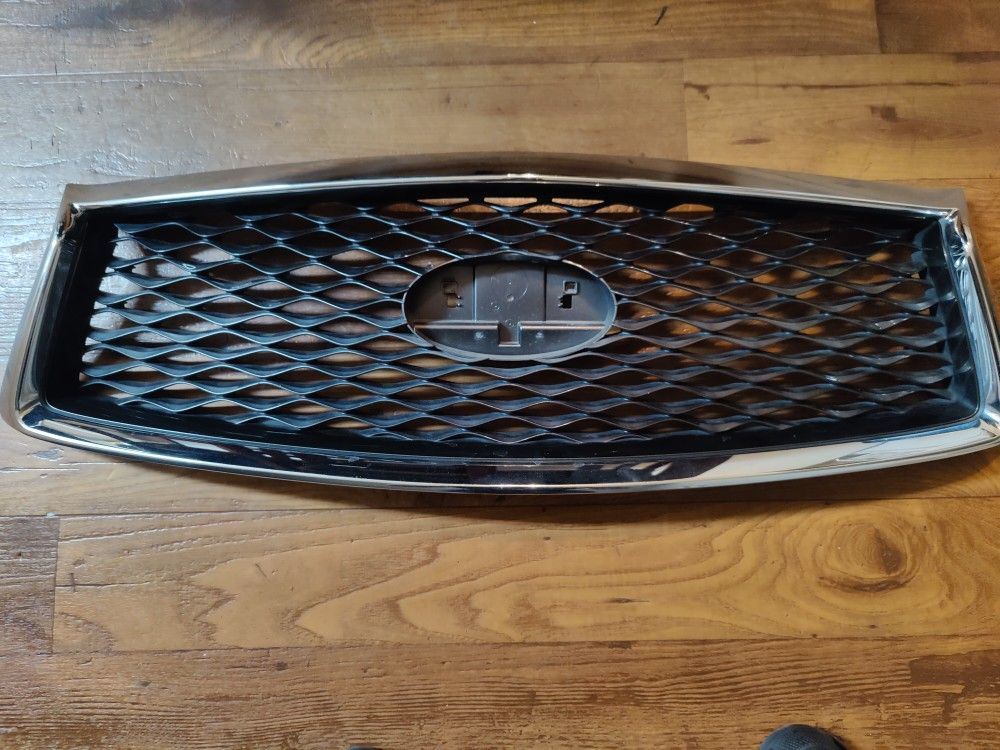 Infiniti Q50 Front Grille 