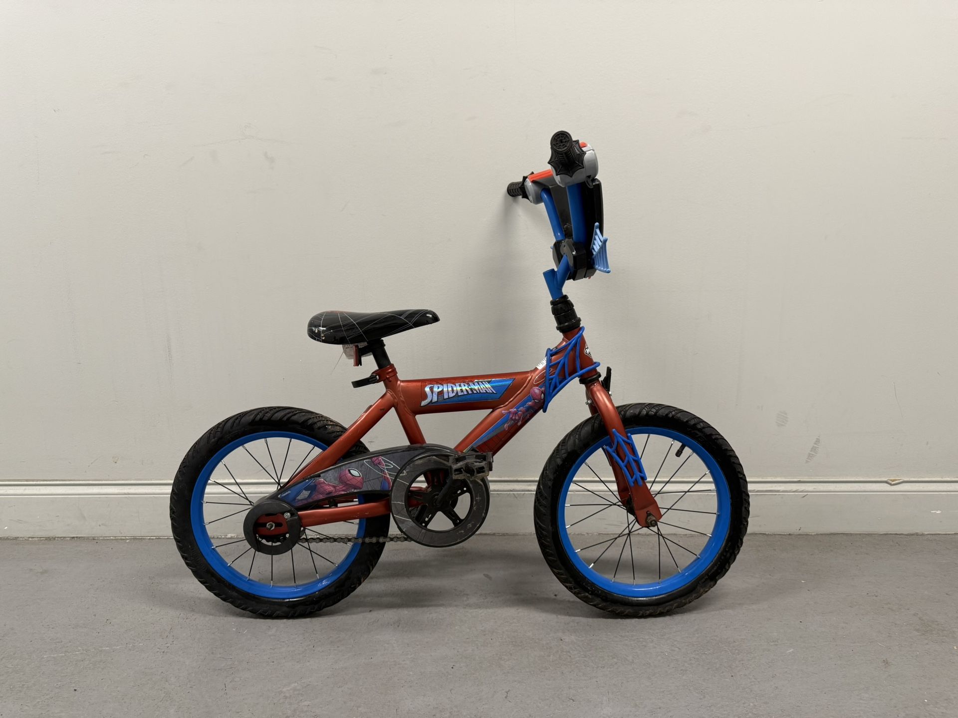 HUFFY Marvel Spider-Man Bike, 16” Wheels (Good condition) PICK UP IN CORNELIUS