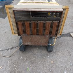 Excellent Working Condition Air Conditioner