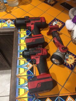Snap on 1/2 3/8 light and charger for 800